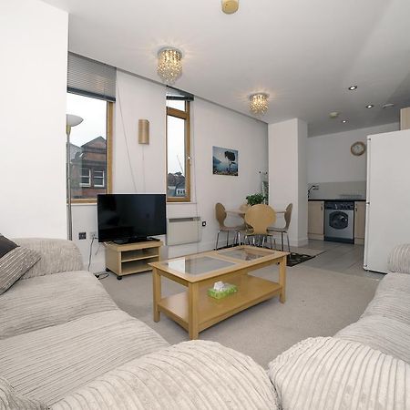 Ferienwohnung Piccadilly Gardens Manchester Zimmer foto